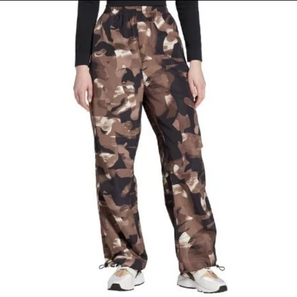 DSG Women’s Parachute Cyber Camouflage Brown Pull-On High Rise Pants